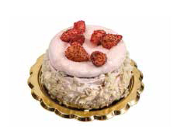 Single portion strawberry cake 